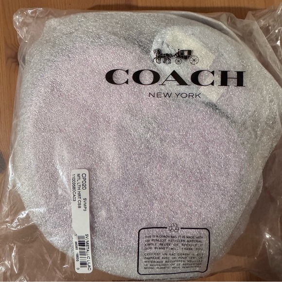 😊 Coach Heart Crossbody Silver/Metallic Lilac - Picture 6 of 11